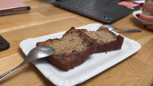 Level Coworking Café